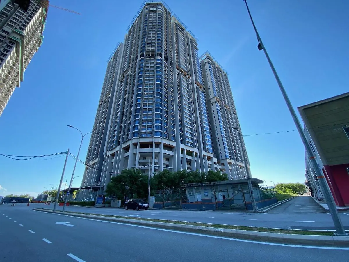 Seaview I Poolview Atlantis Residences Melaka 3Bedroom 5-11Paxs Apartment