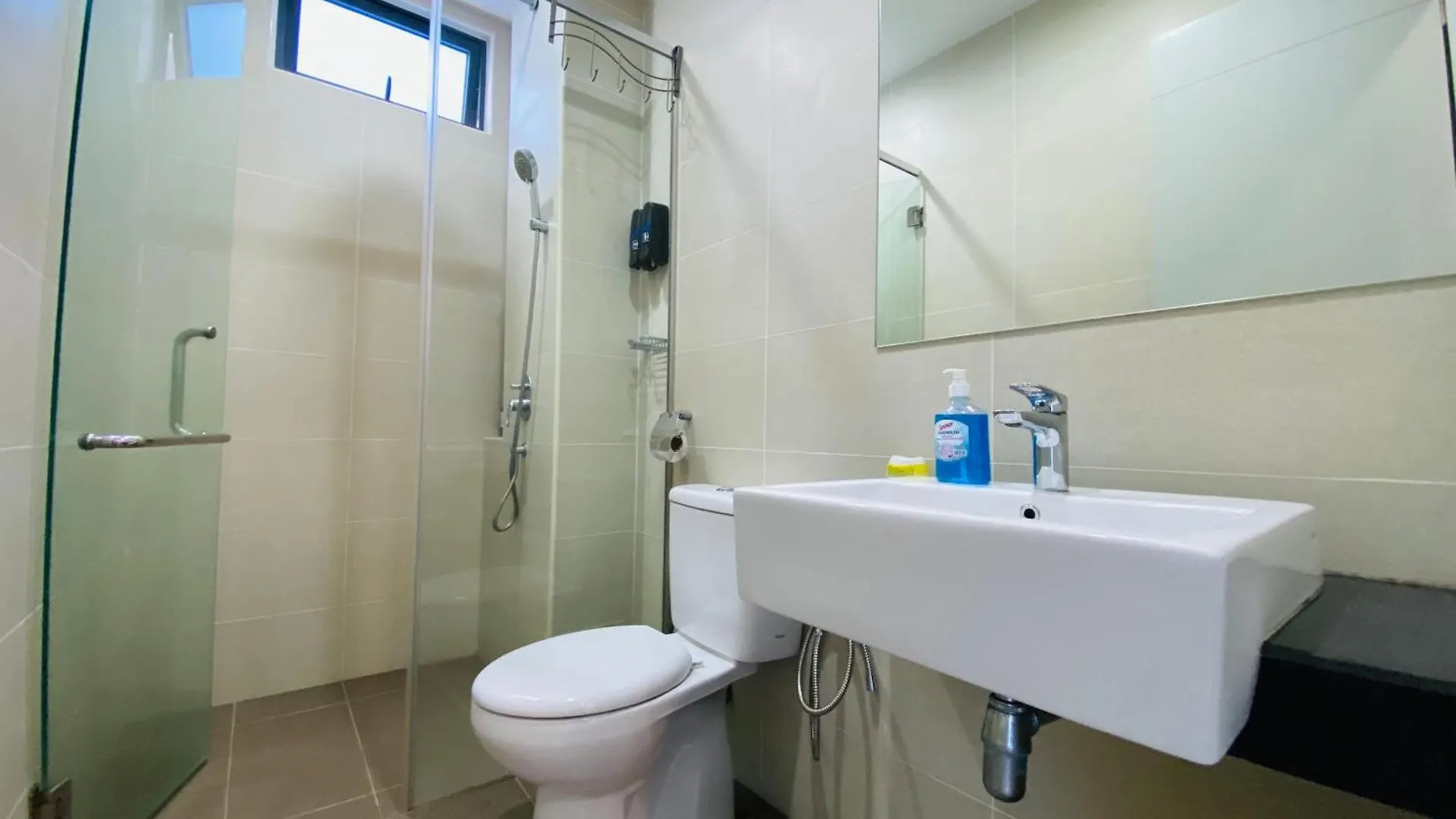 Seaview I Poolview Atlantis Residences Melaka 3Bedroom 5-11Paxs Apartment