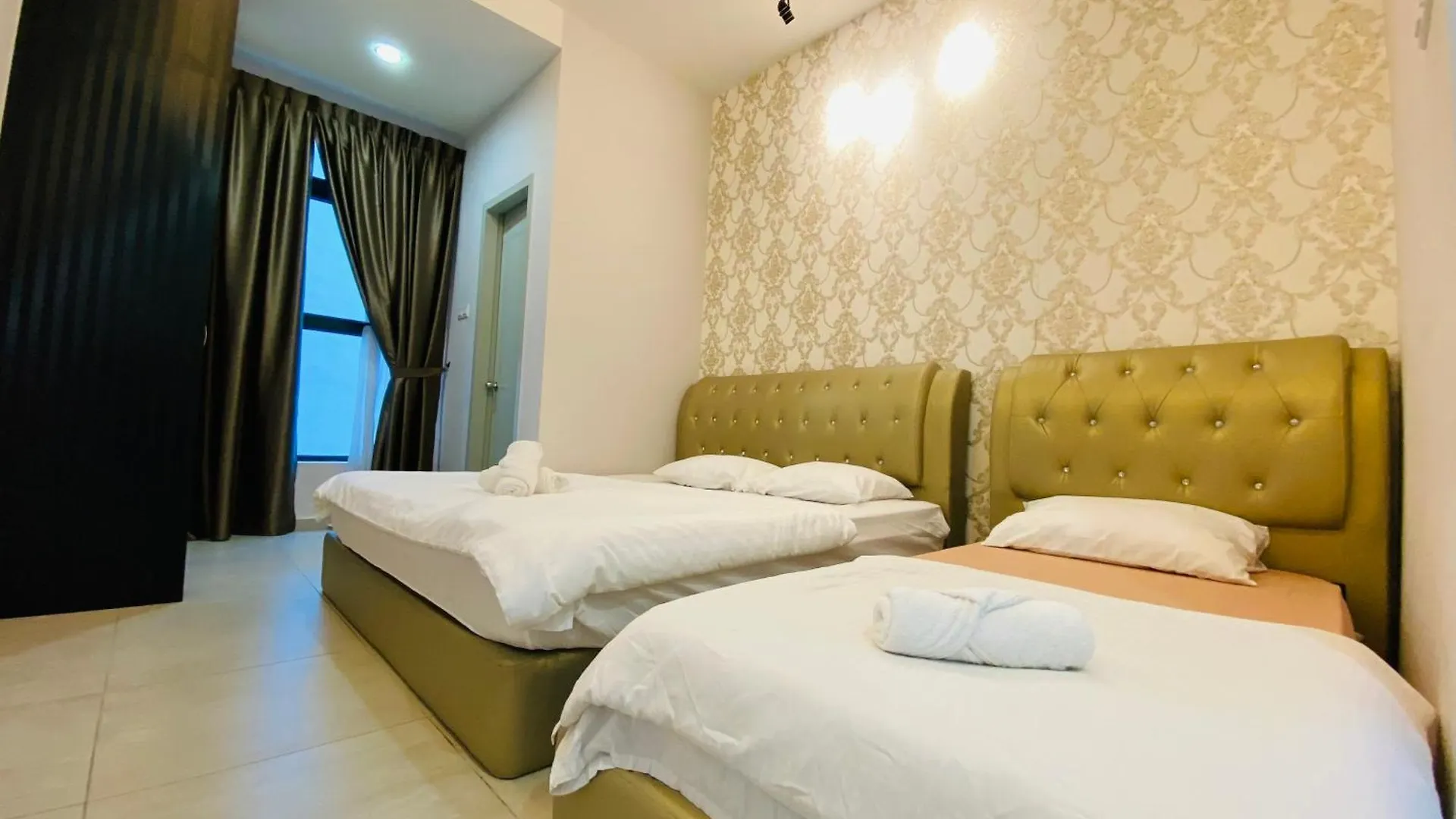 Seaview I Poolview Atlantis Residences Melaka 3Bedroom 5-11Paxs Malacca
