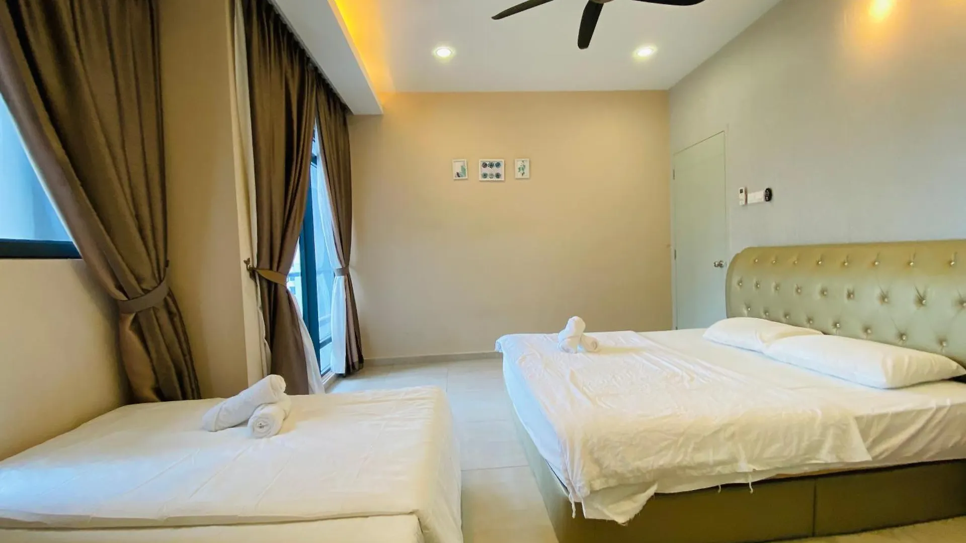 Seaview I Poolview Atlantis Residences Melaka 3Bedroom 5-11Paxs