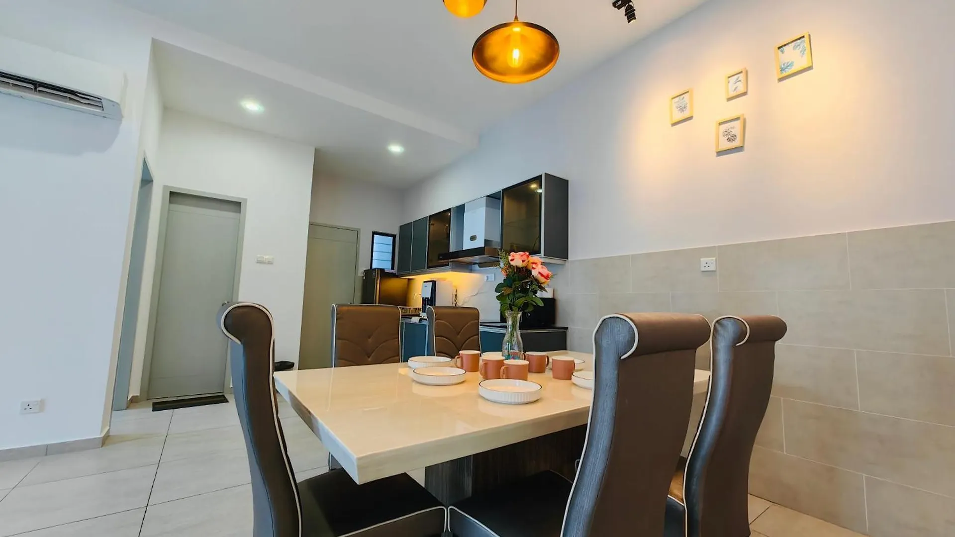 Seaview I Poolview Atlantis Residences Melaka 3Bedroom 5-11Paxs Apartment