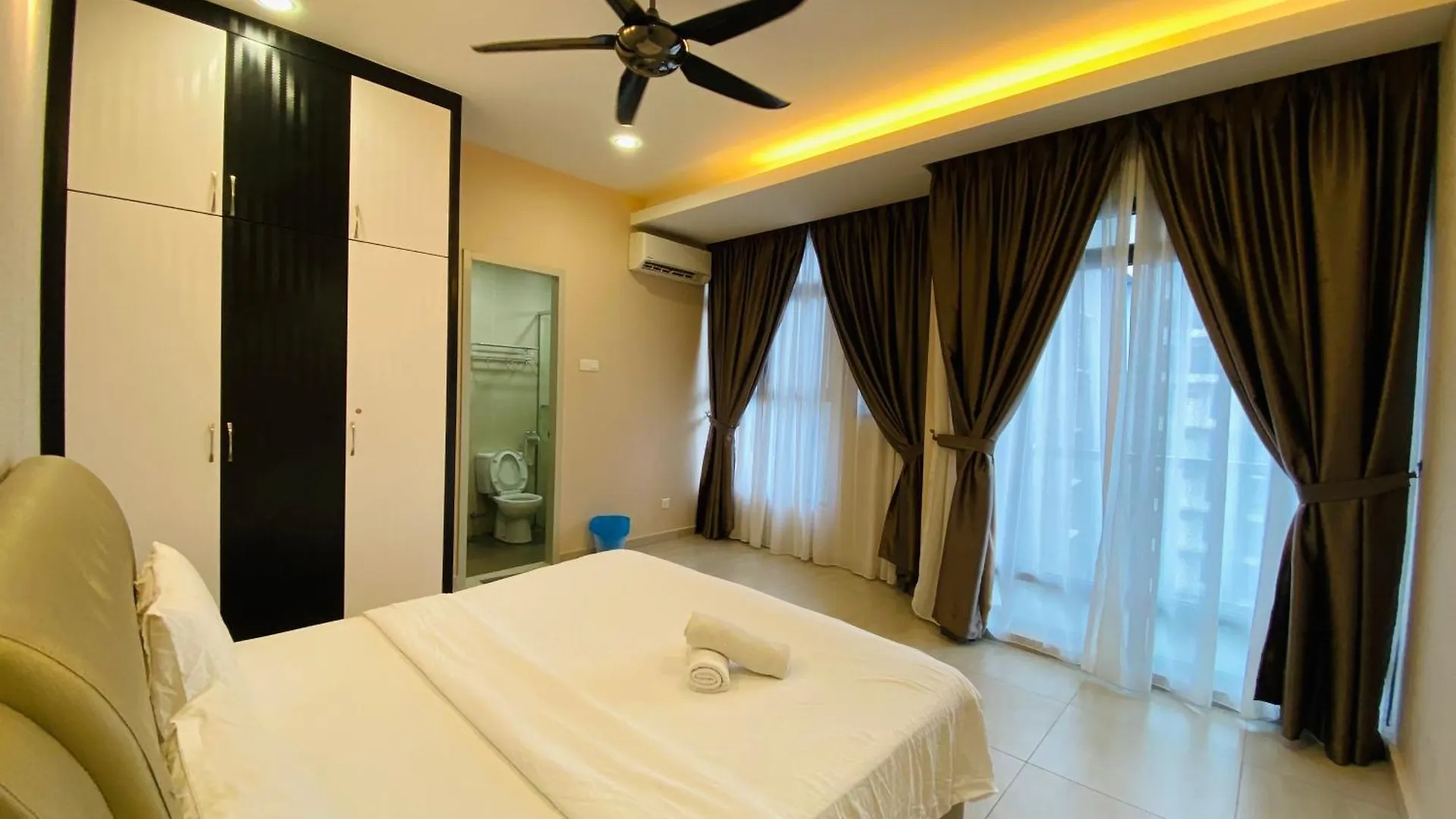 Seaview I Poolview Atlantis Residences Melaka 3Bedroom 5-11Paxs 0*, Malacca